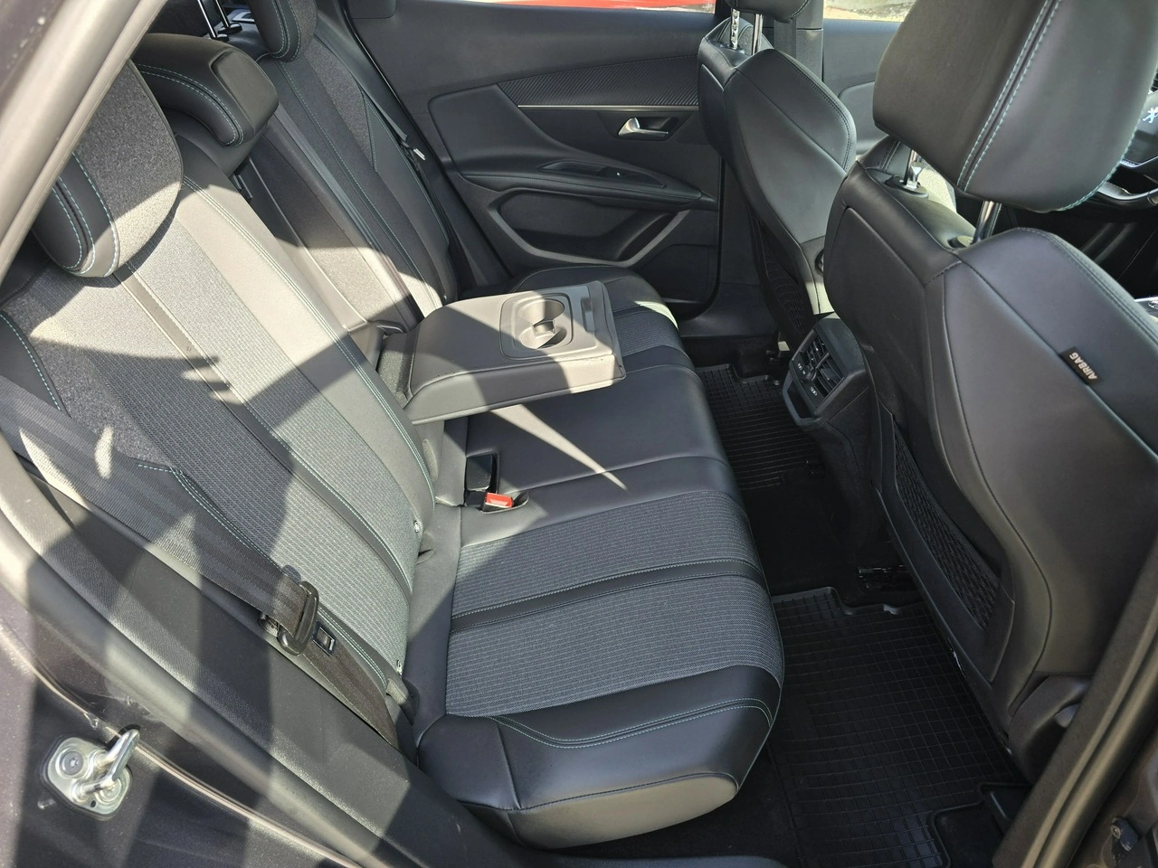 Peugeot 3008 - Zdjęcie 14