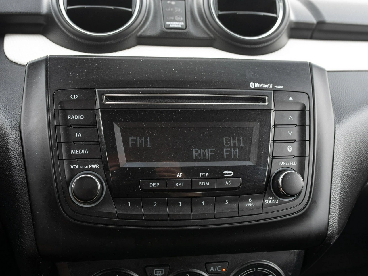 Suzuki Swift - Zdjęcie 15