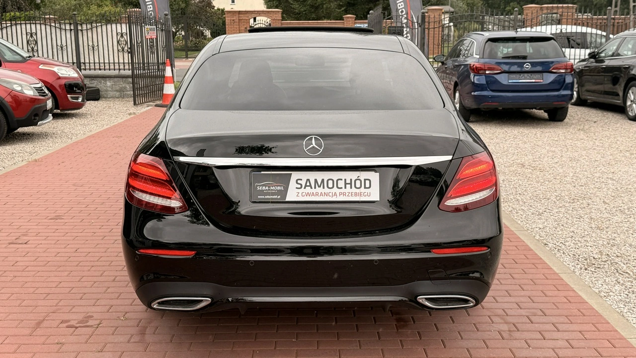 Mercedes E 300 - Zdjęcie 13