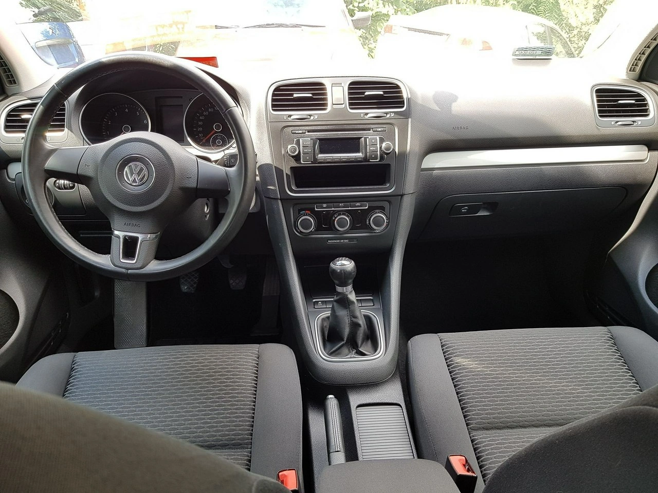 Volkswagen Golf - Zdjęcie 17