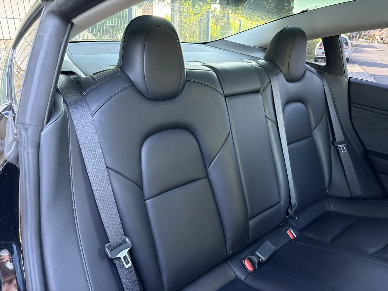 Tesla Model 3 - Zdjęcie 19