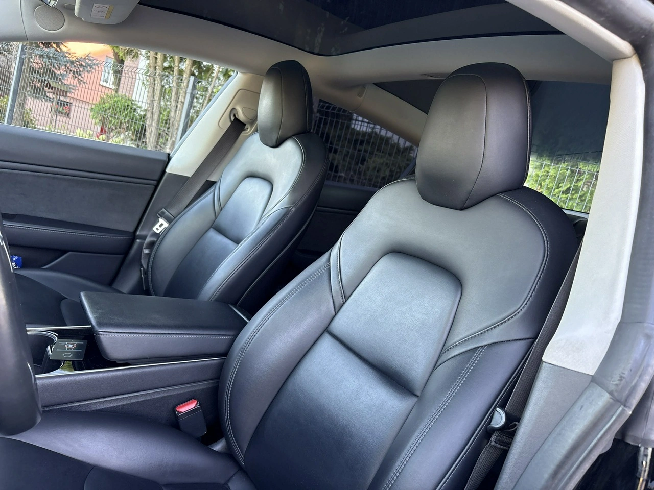 Tesla Model 3 - Zdjęcie 21