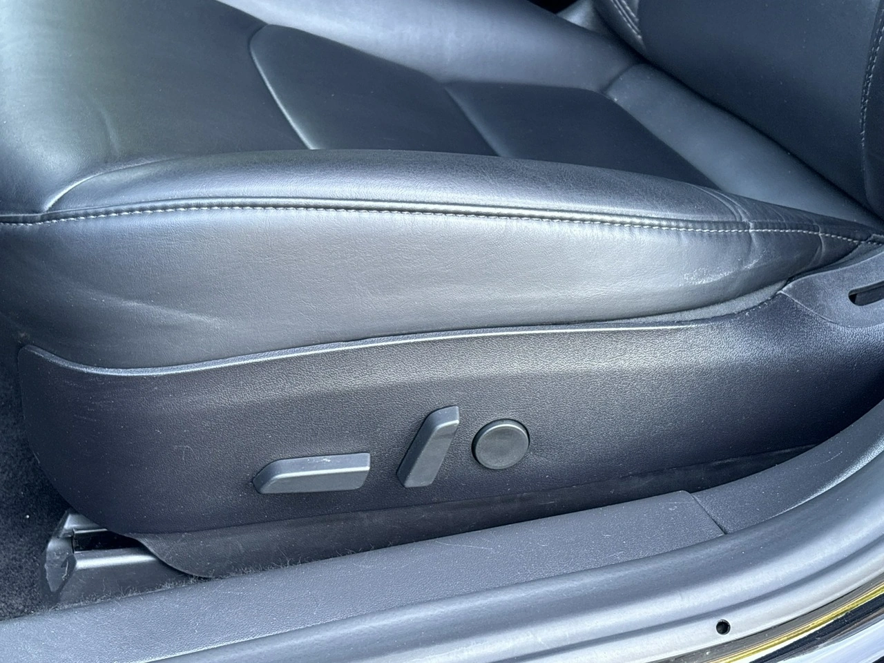 Tesla Model 3 - Zdjęcie 22