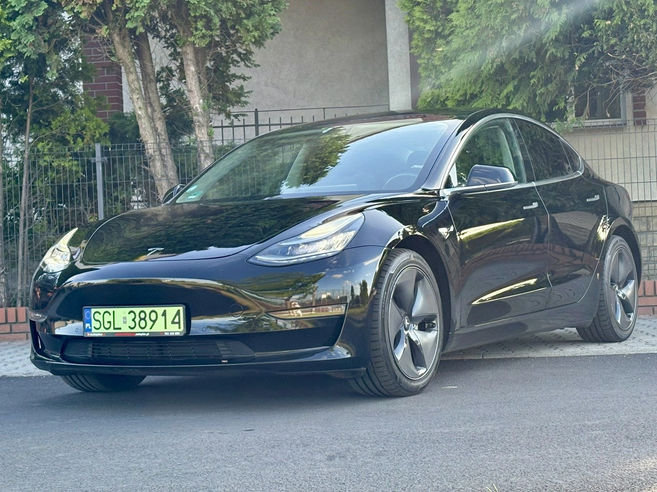 Tesla Model 3 - Zdjęcie 2