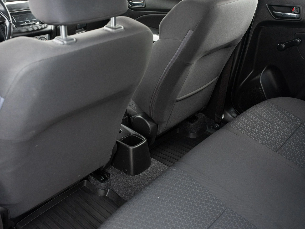 Suzuki Swift - Zdjęcie 17