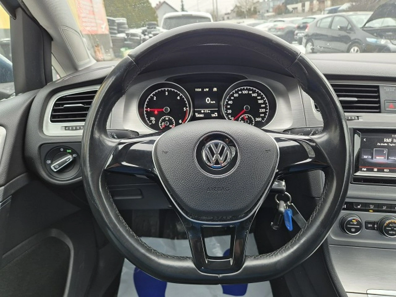 Volkswagen Golf - Zdjęcie 13