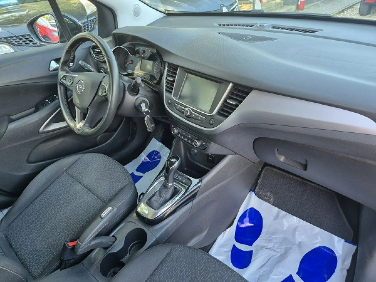 Opel Crossland X - Zdjęcie 17