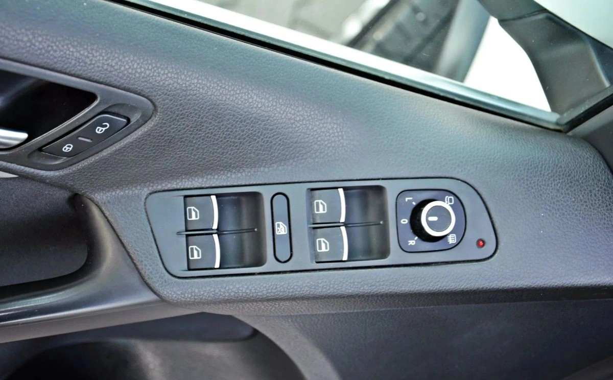 Volkswagen Tiguan - Zdjęcie 15