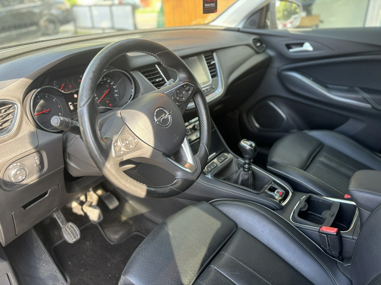 Opel Grandland X - Zdjęcie 10