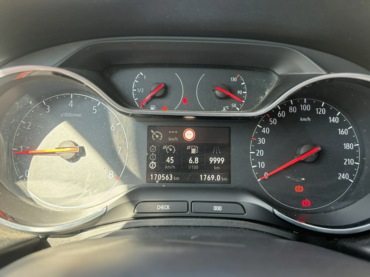Opel Grandland X - Zdjęcie 13