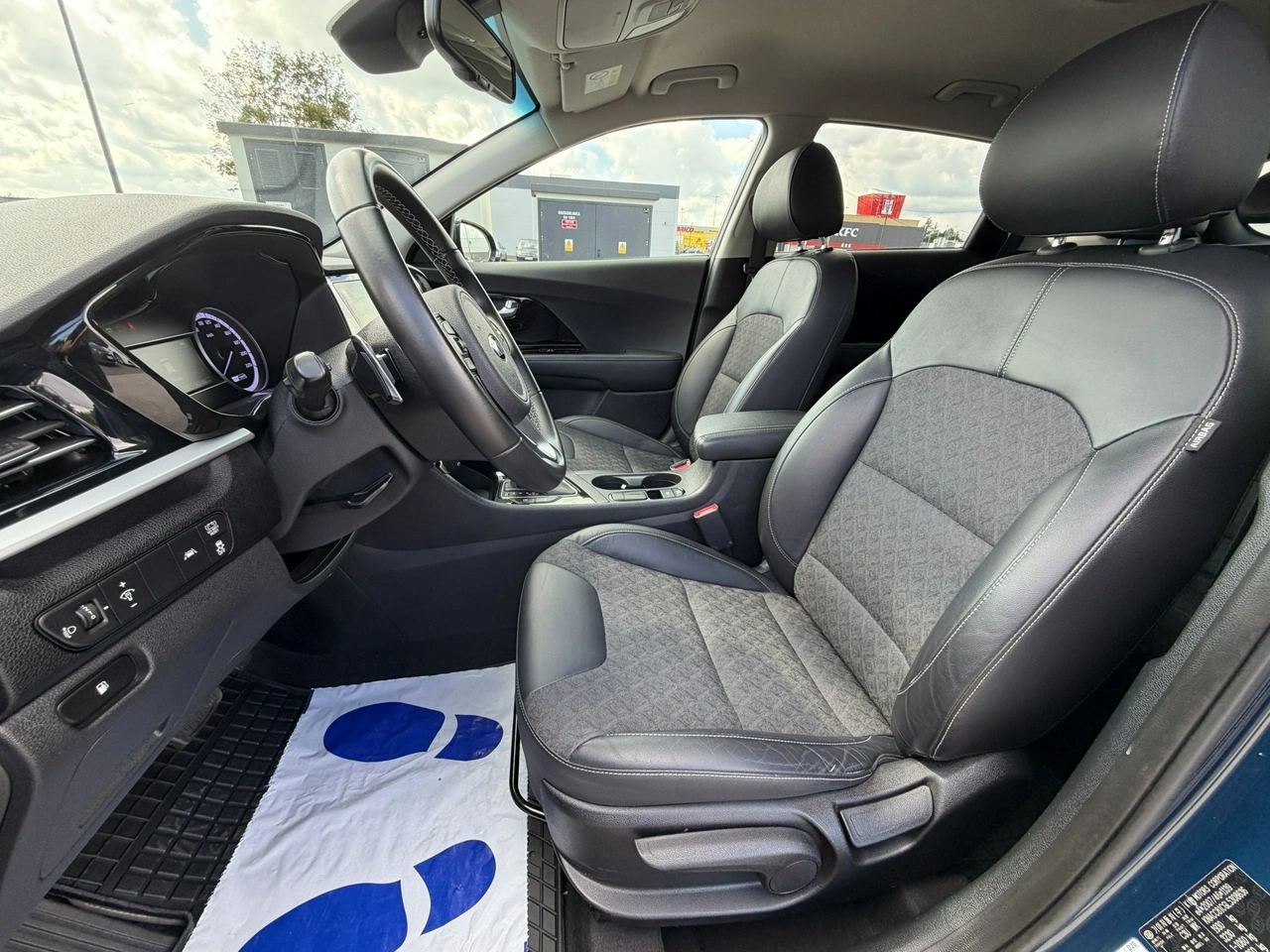 Kia Niro - Zdjęcie 17