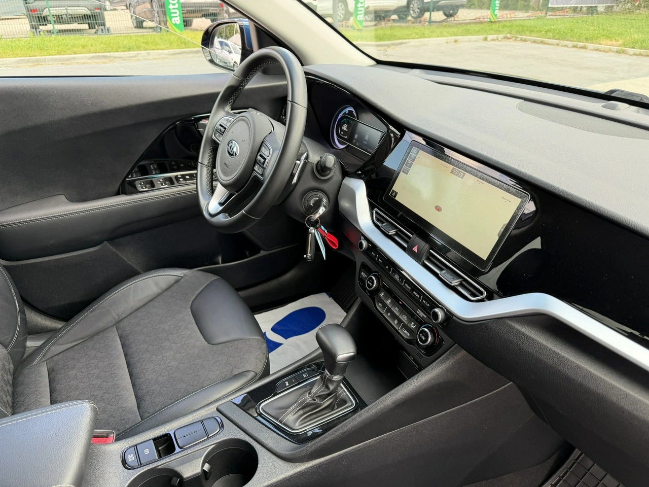 Kia Niro - Zdjęcie 33