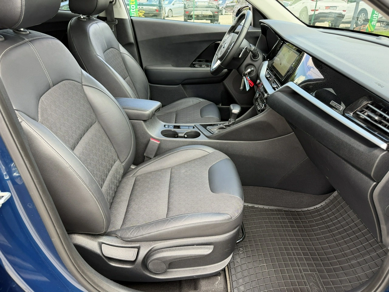 Kia Niro - Zdjęcie 34