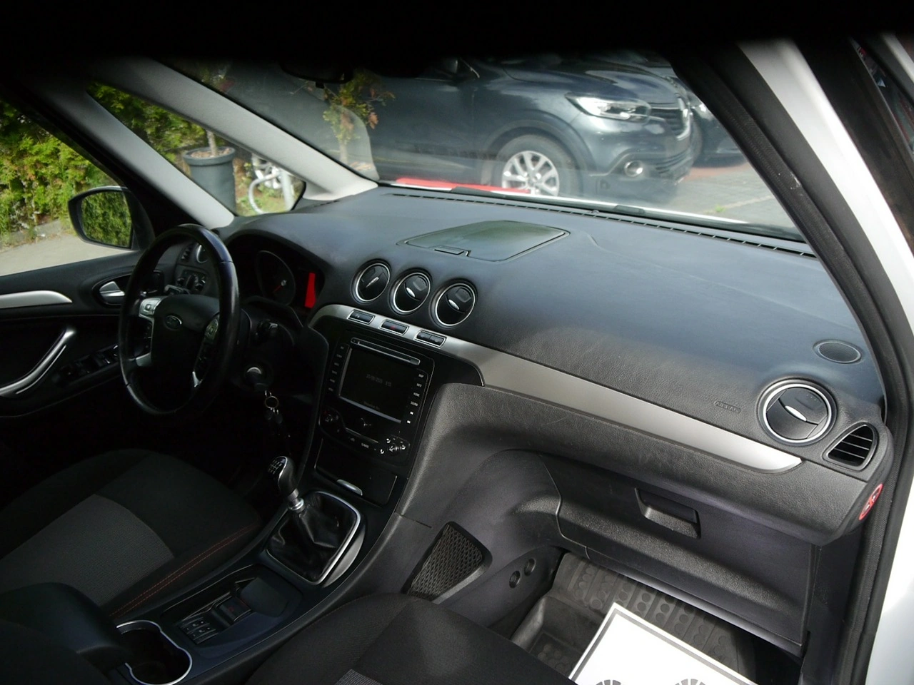 Ford Galaxy - Zdjęcie 23