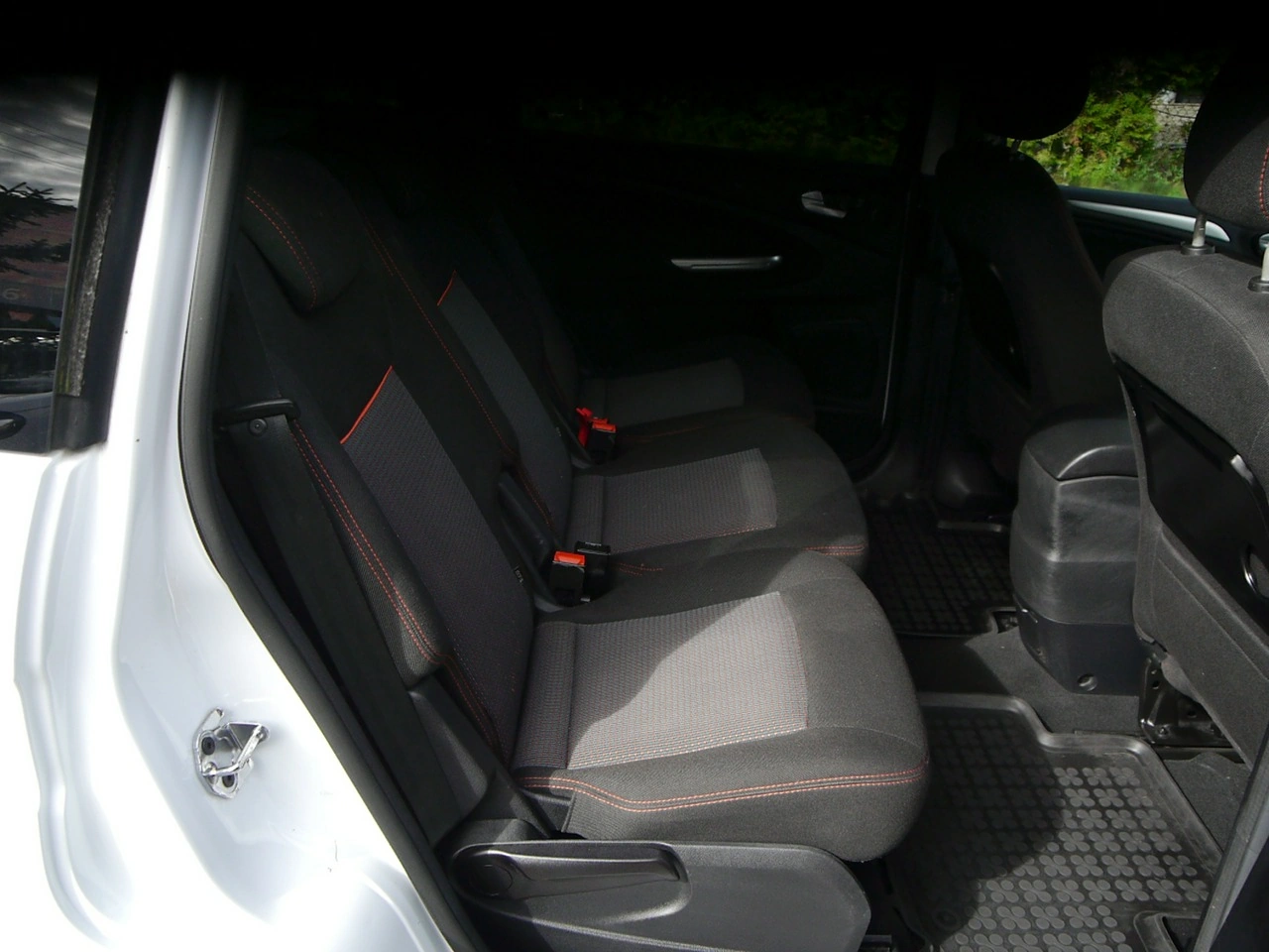 Ford Galaxy - Zdjęcie 26