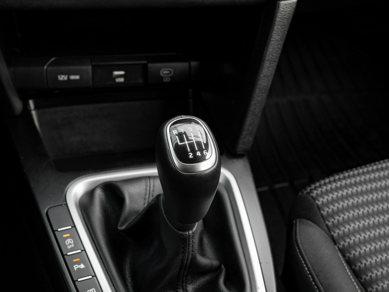 Kia Ceed - Zdjęcie 13