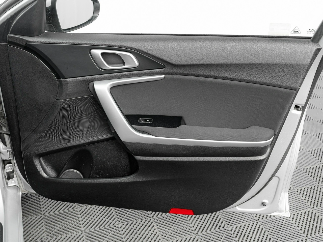 Kia Ceed - Zdjęcie 25