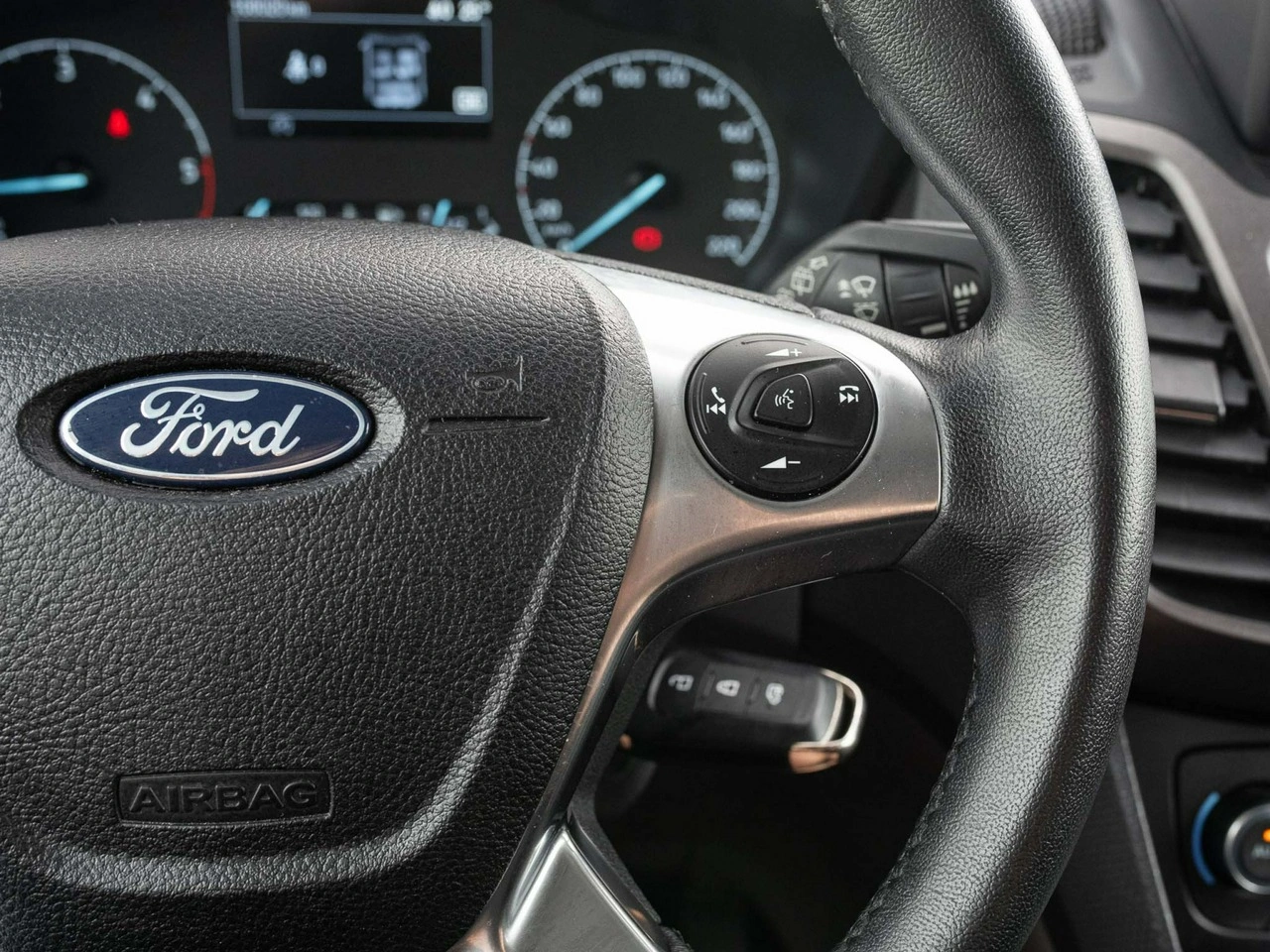 Ford Transit Connect - Zdjęcie 13