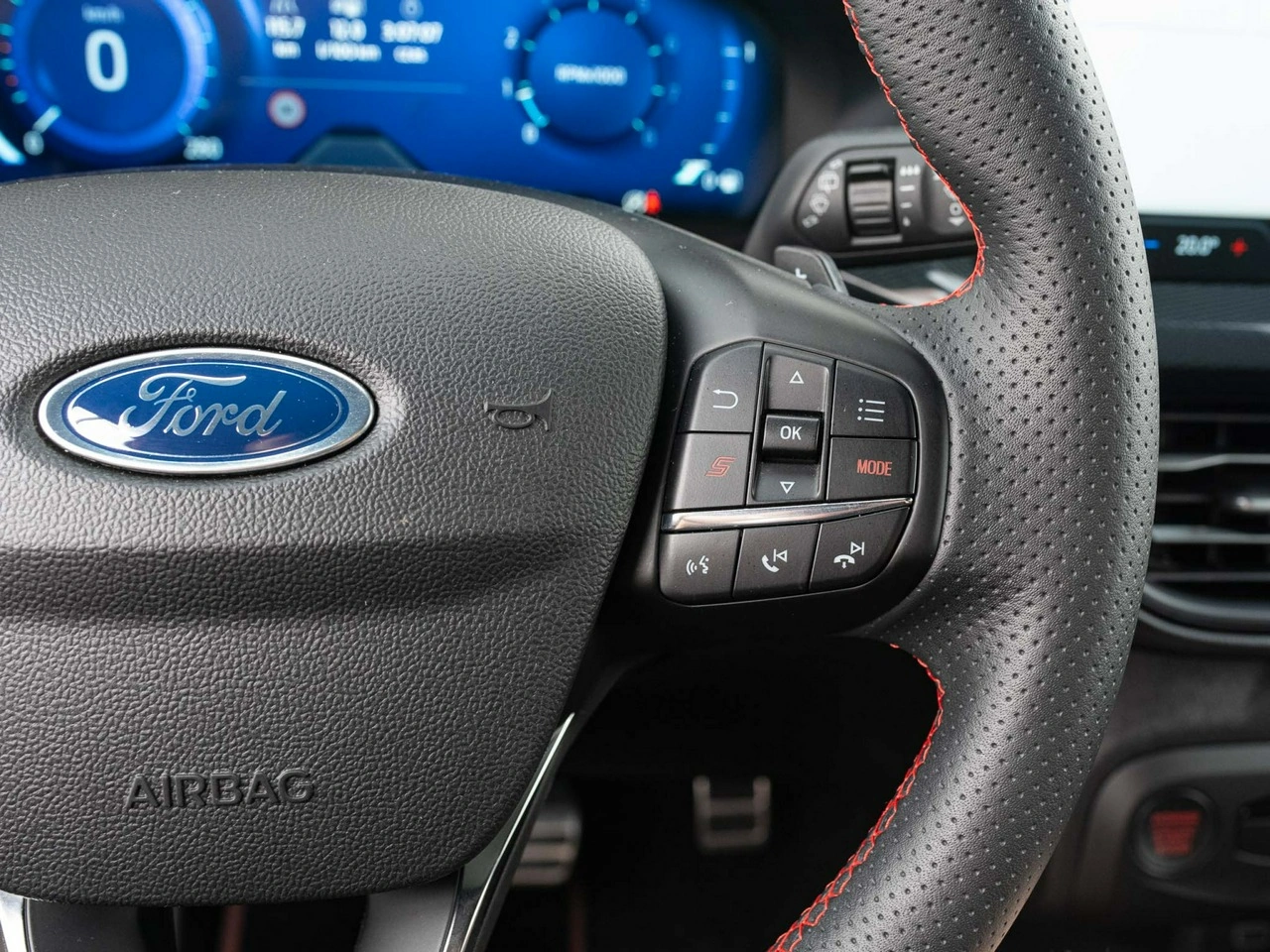 Ford Focus - Zdjęcie 13