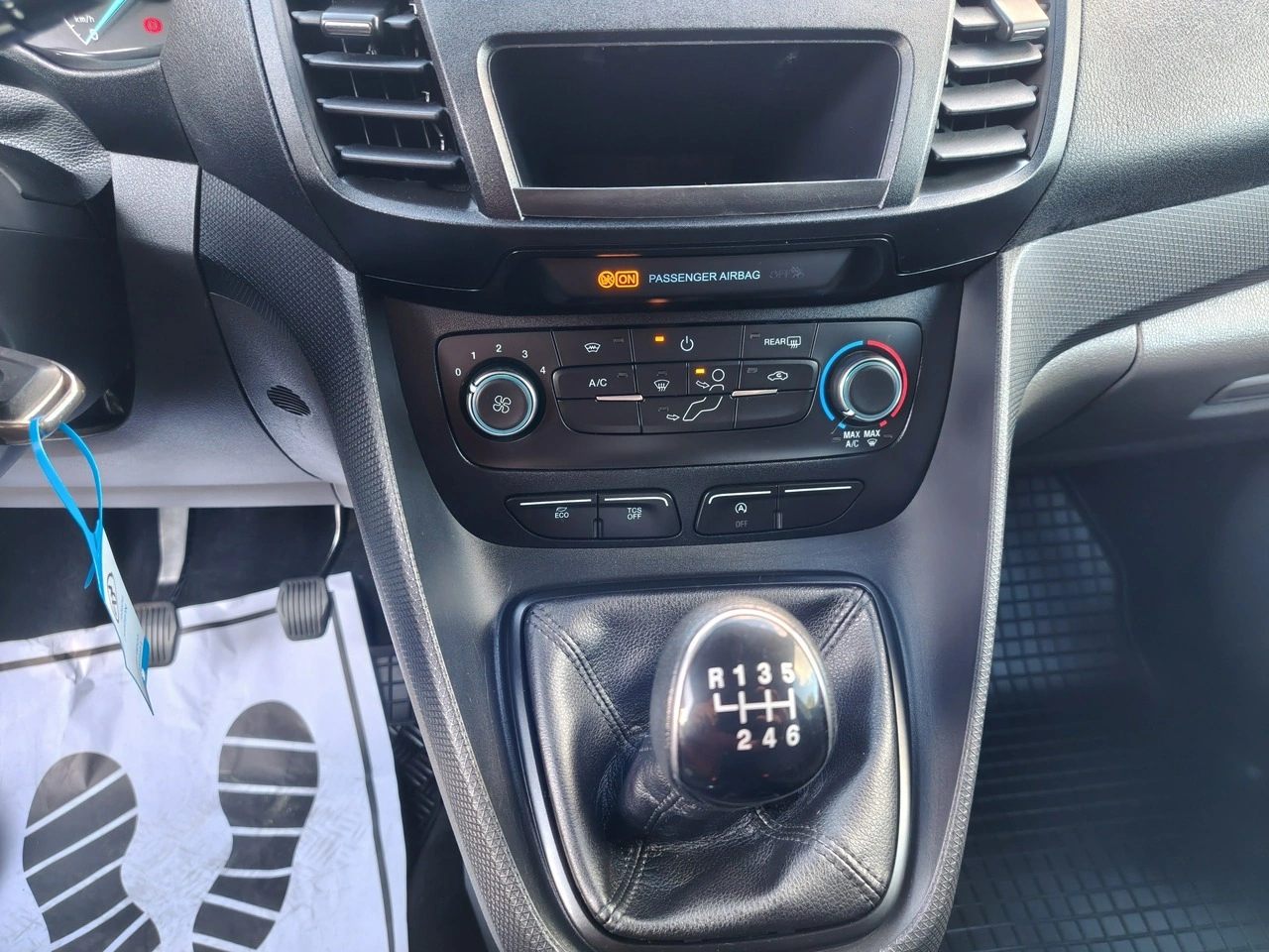 Ford Transit Connect - Zdjęcie 11