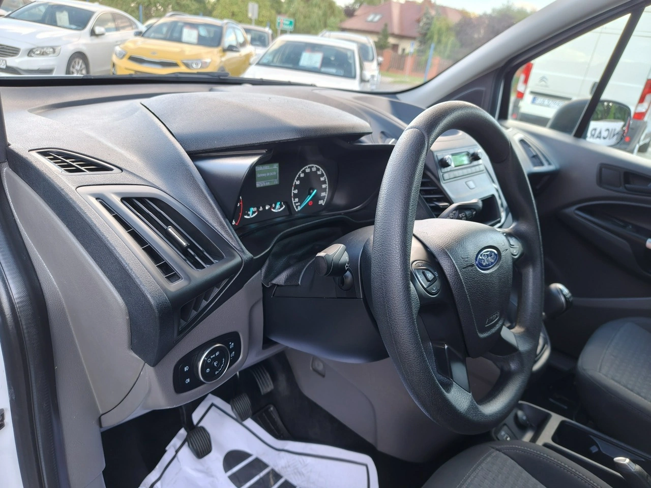 Ford Transit Connect - Zdjęcie 14