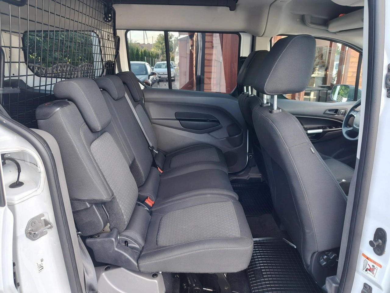 Ford Transit Connect - Zdjęcie 23