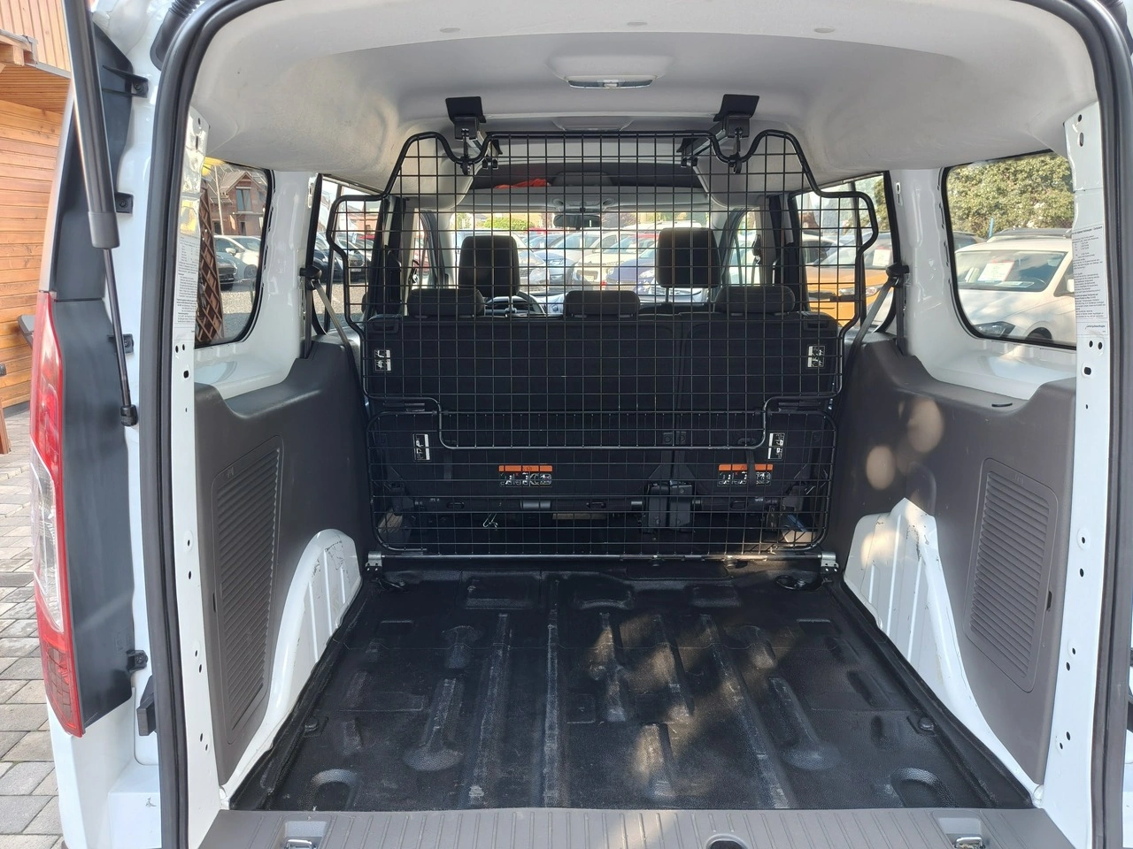 Ford Transit Connect - Zdjęcie 26