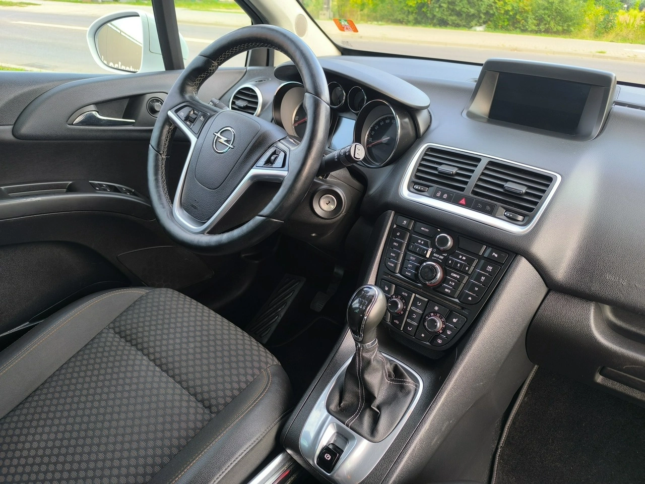 Opel Meriva - Zdjęcie 21