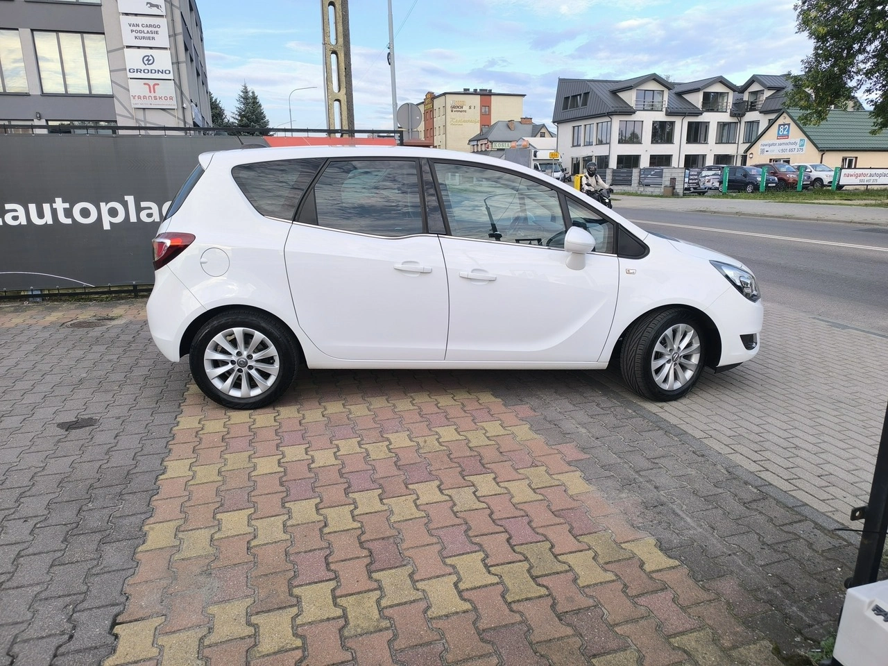 Opel Meriva - Zdjęcie 2