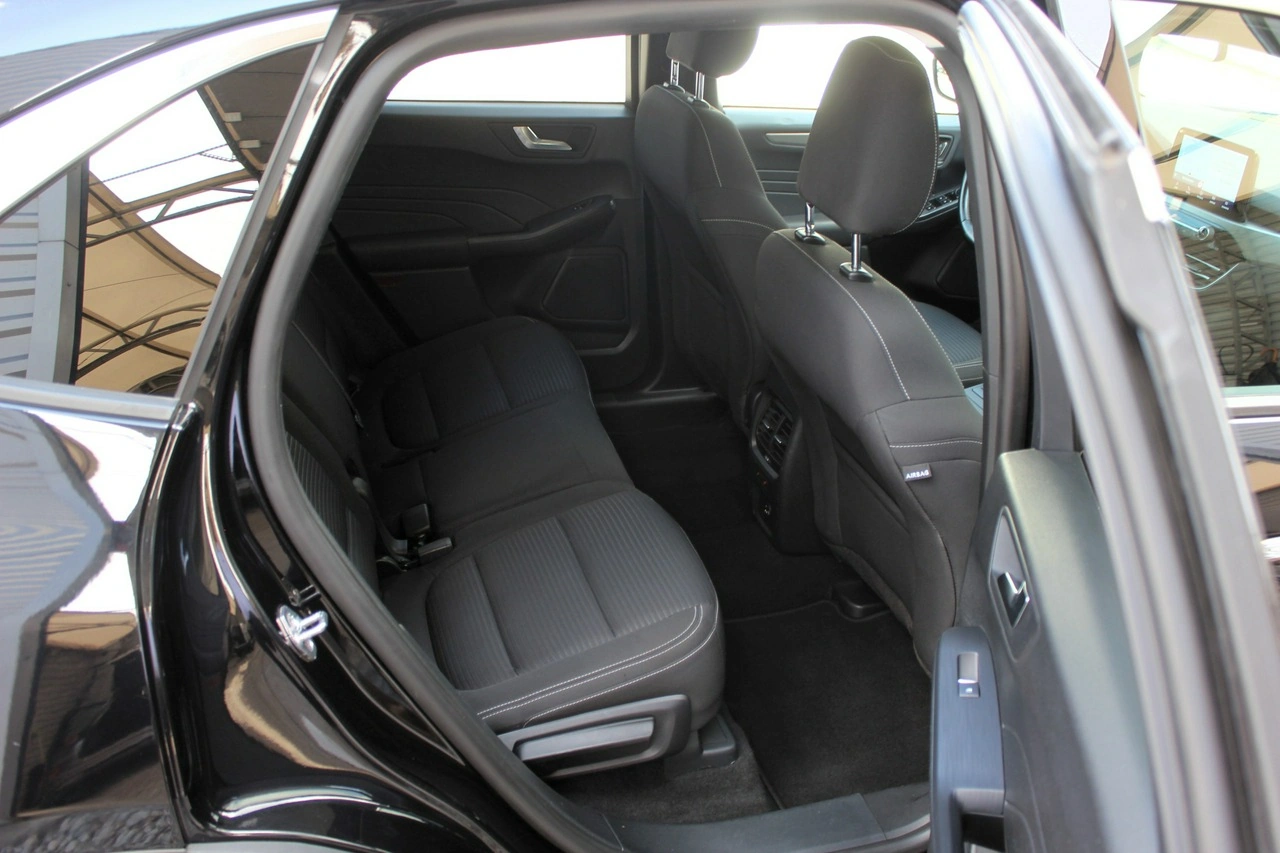 Ford Kuga - Zdjęcie 9