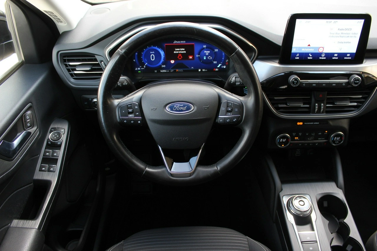 Ford Kuga - Zdjęcie 11