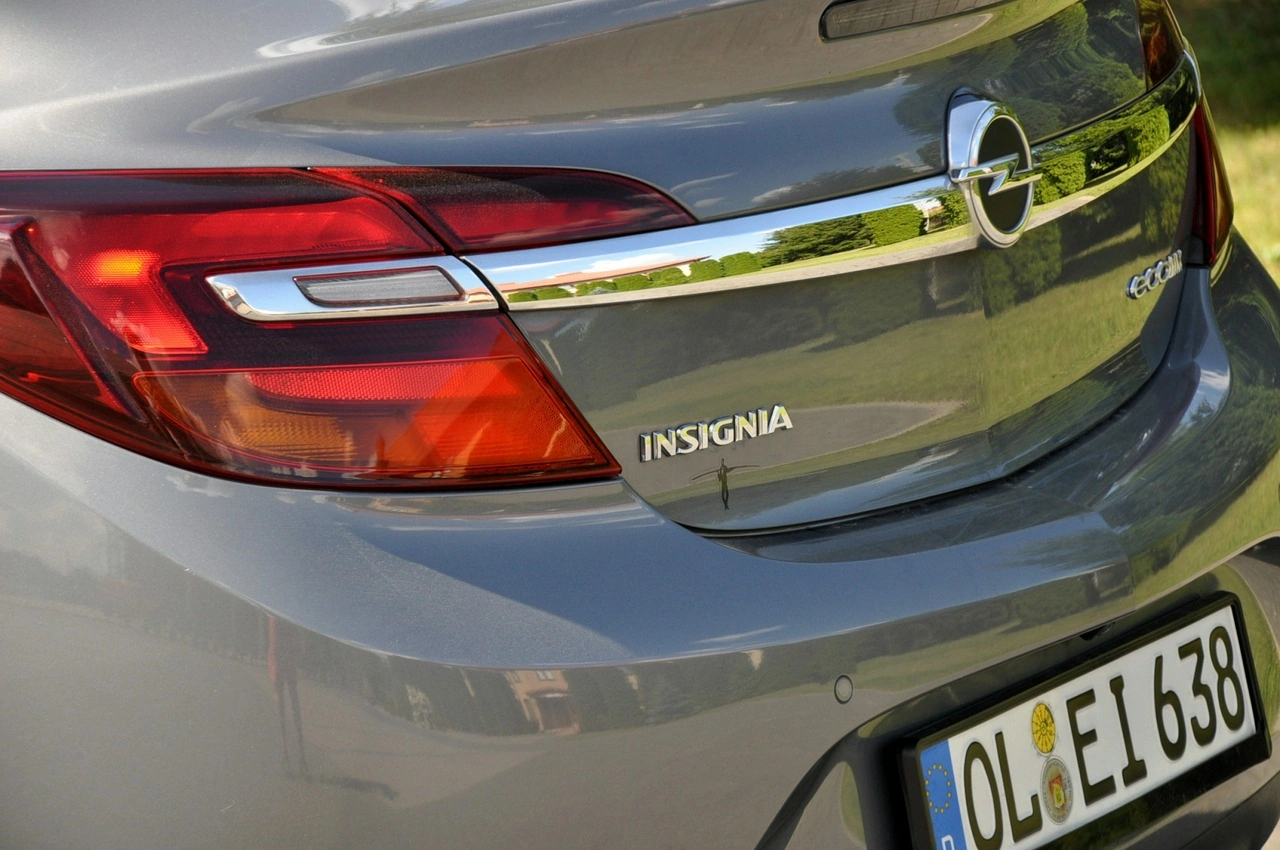 Opel Insignia - Zdjęcie 15