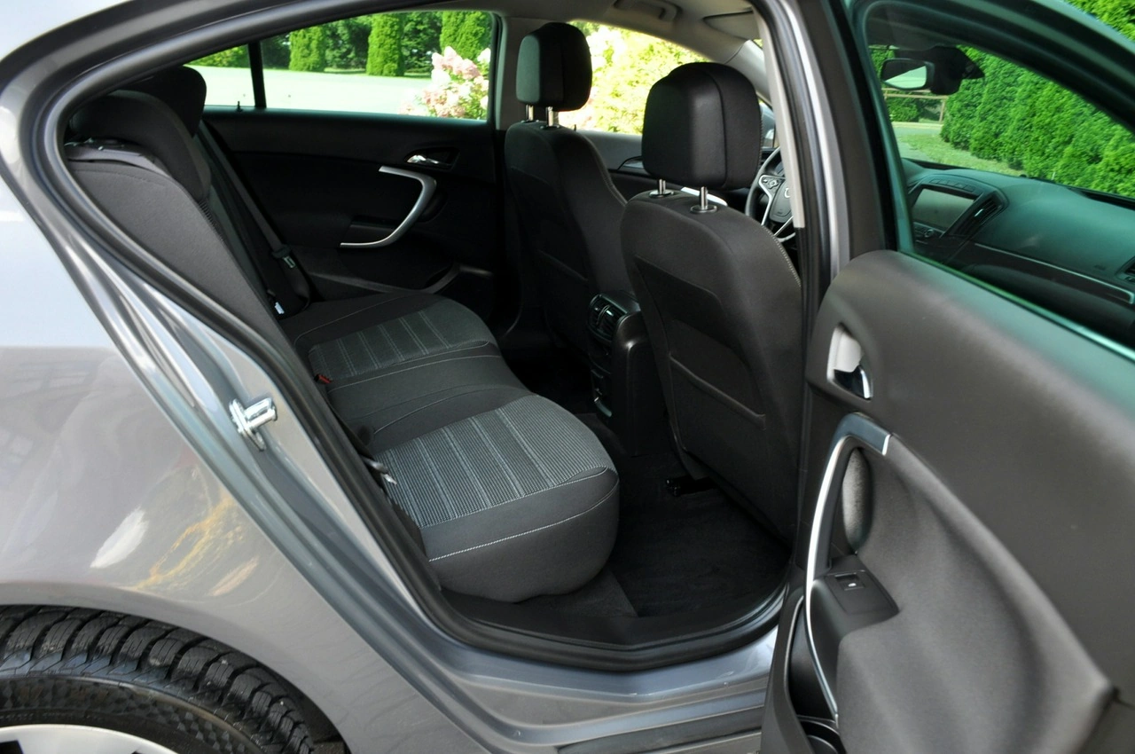 Opel Insignia - Zdjęcie 18
