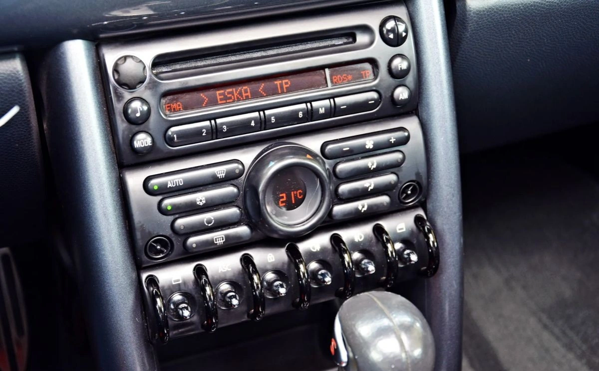 MINI Cooper S - Zdjęcie 25