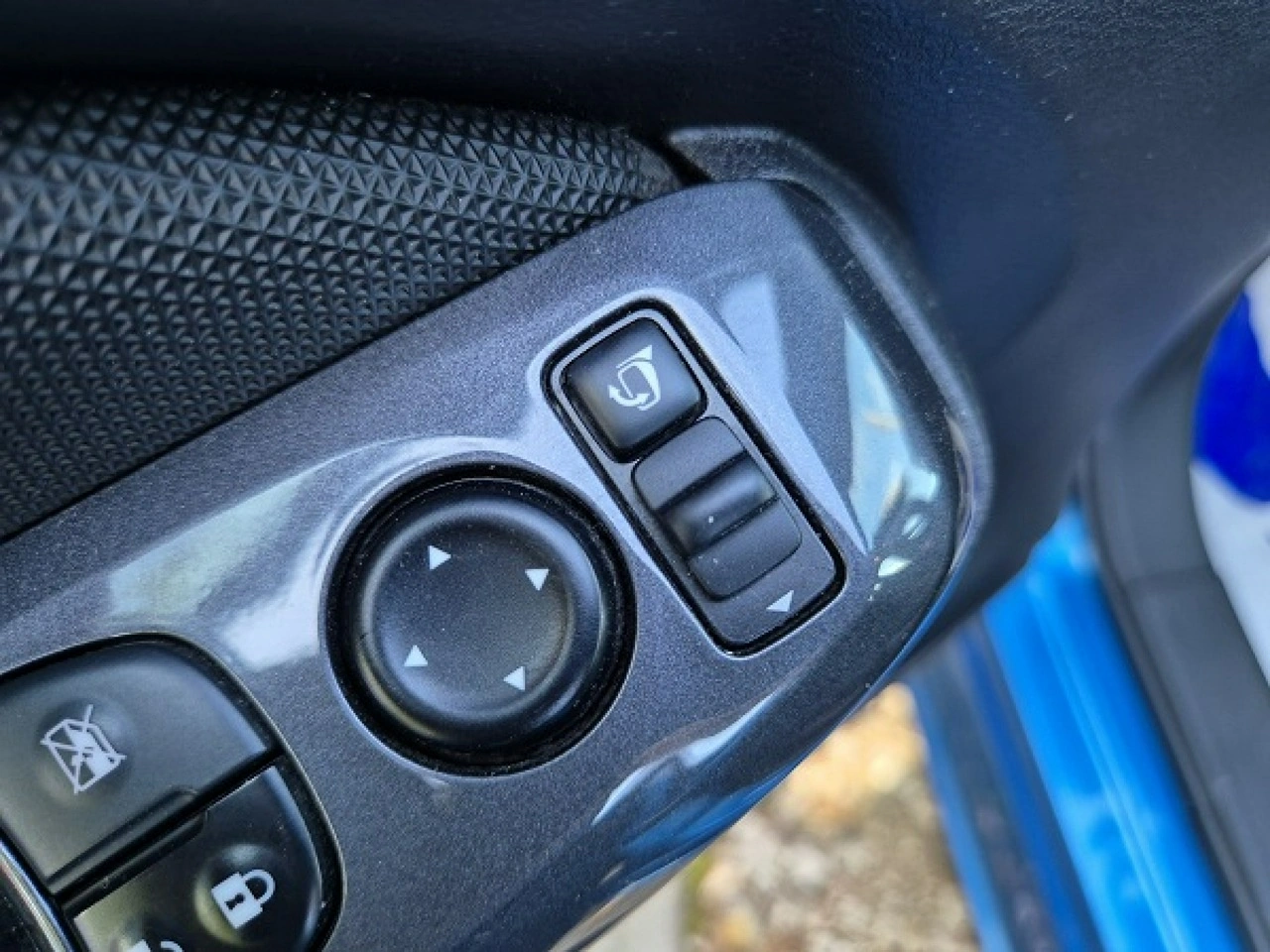 Nissan Juke - Zdjęcie 25
