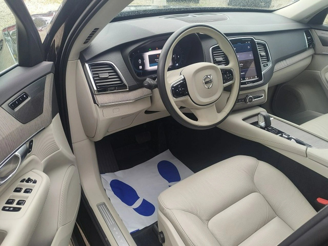 Volvo XC 90 - Zdjęcie 13