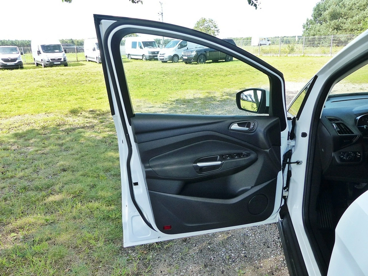 Ford C-MAX - Zdjęcie 15