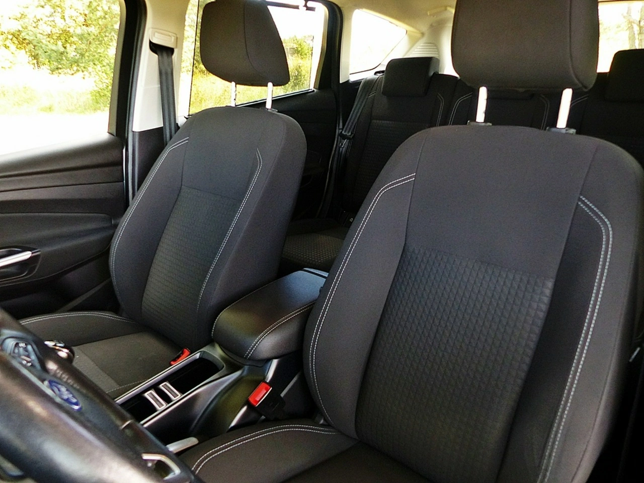 Ford C-MAX - Zdjęcie 18