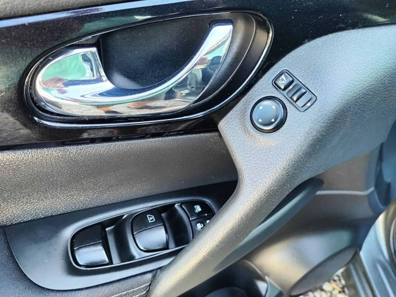 Nissan Qashqai - Zdjęcie 15