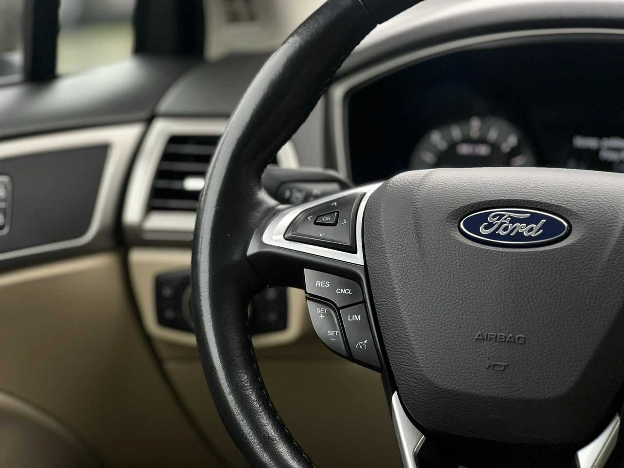 Ford Mondeo - Zdjęcie 16