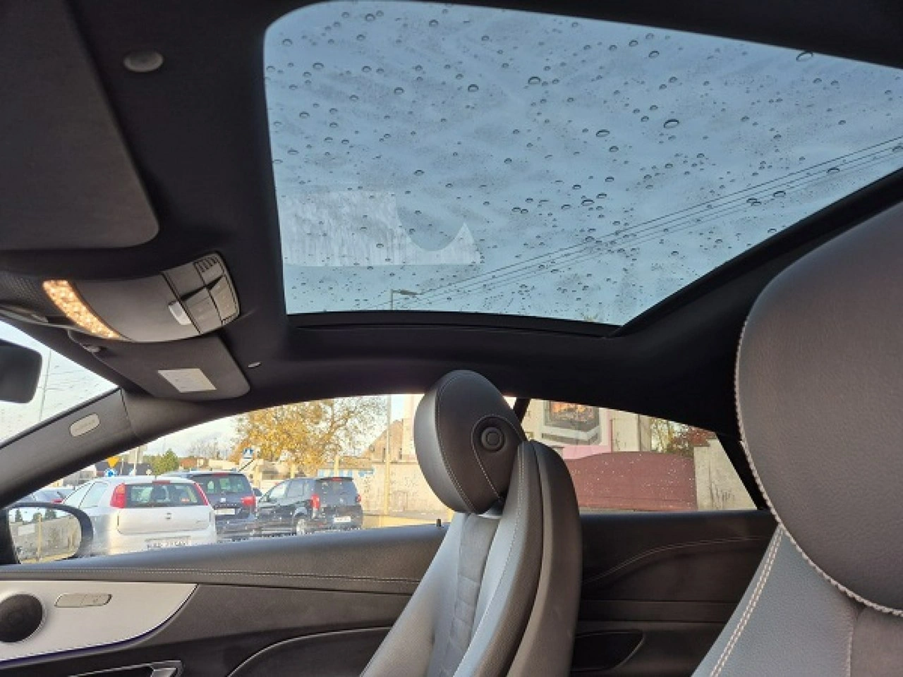 Mercedes E 200 - Zdjęcie 13