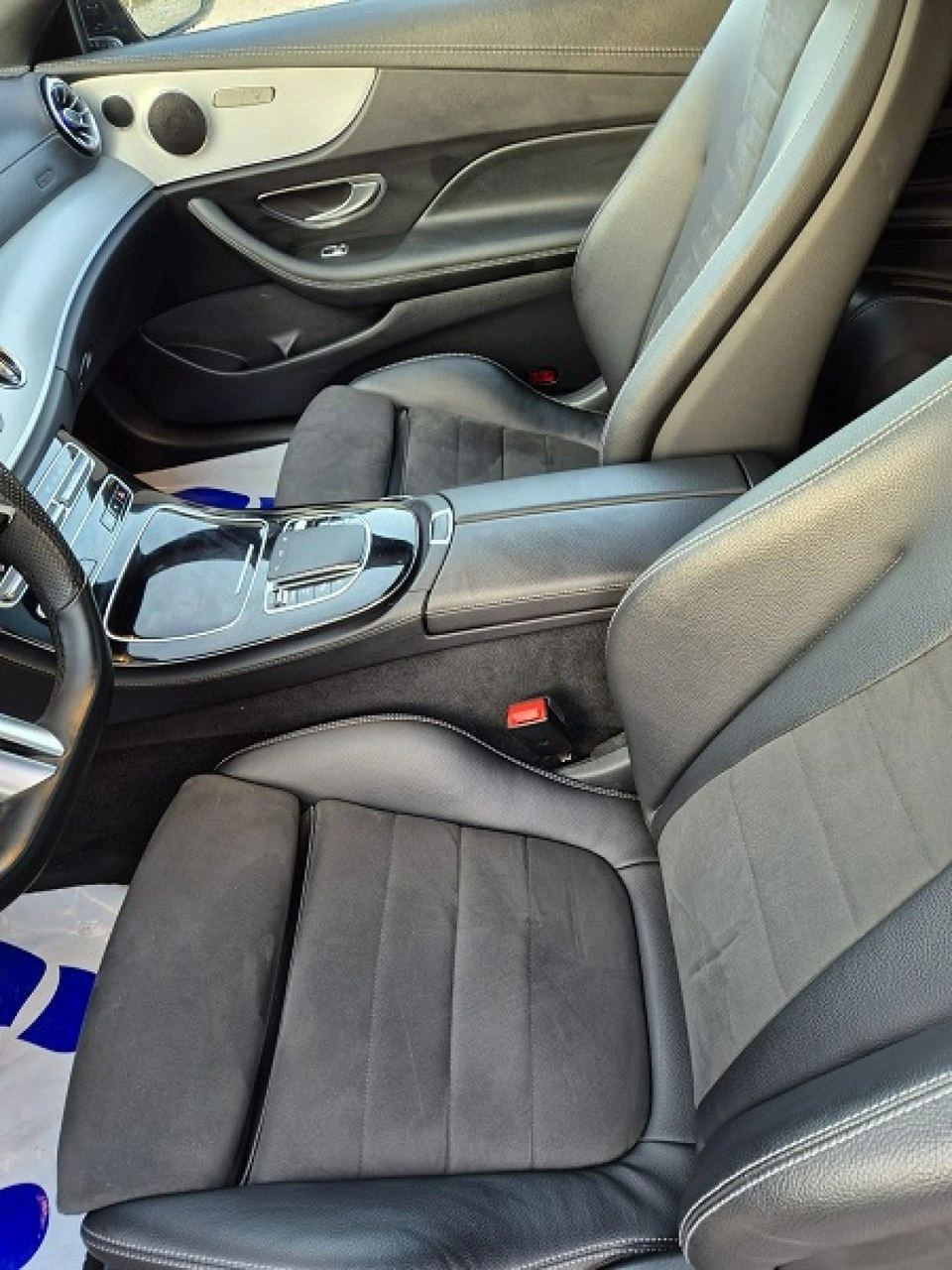 Mercedes E 200 - Zdjęcie 19