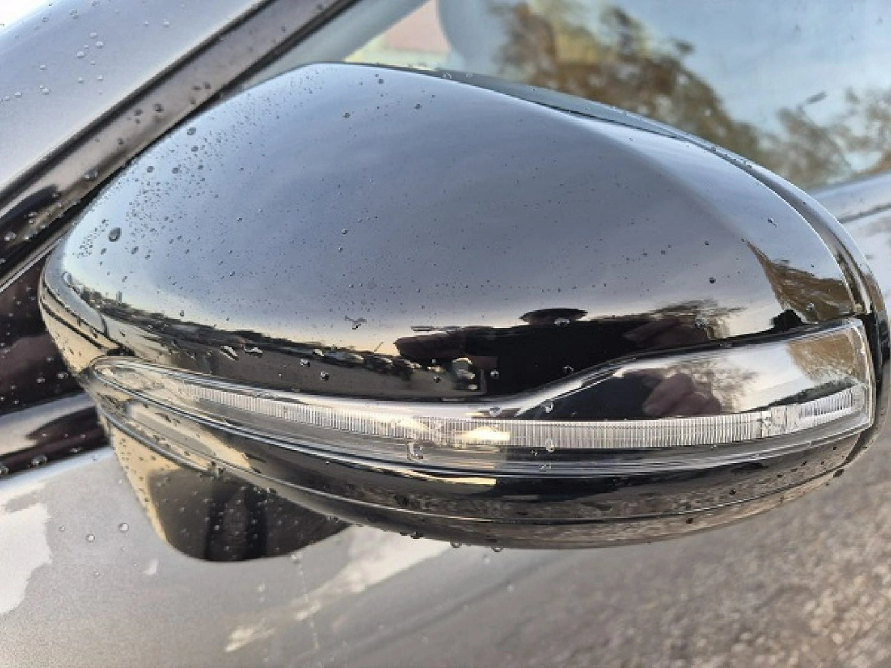 Mercedes E 200 - Zdjęcie 8