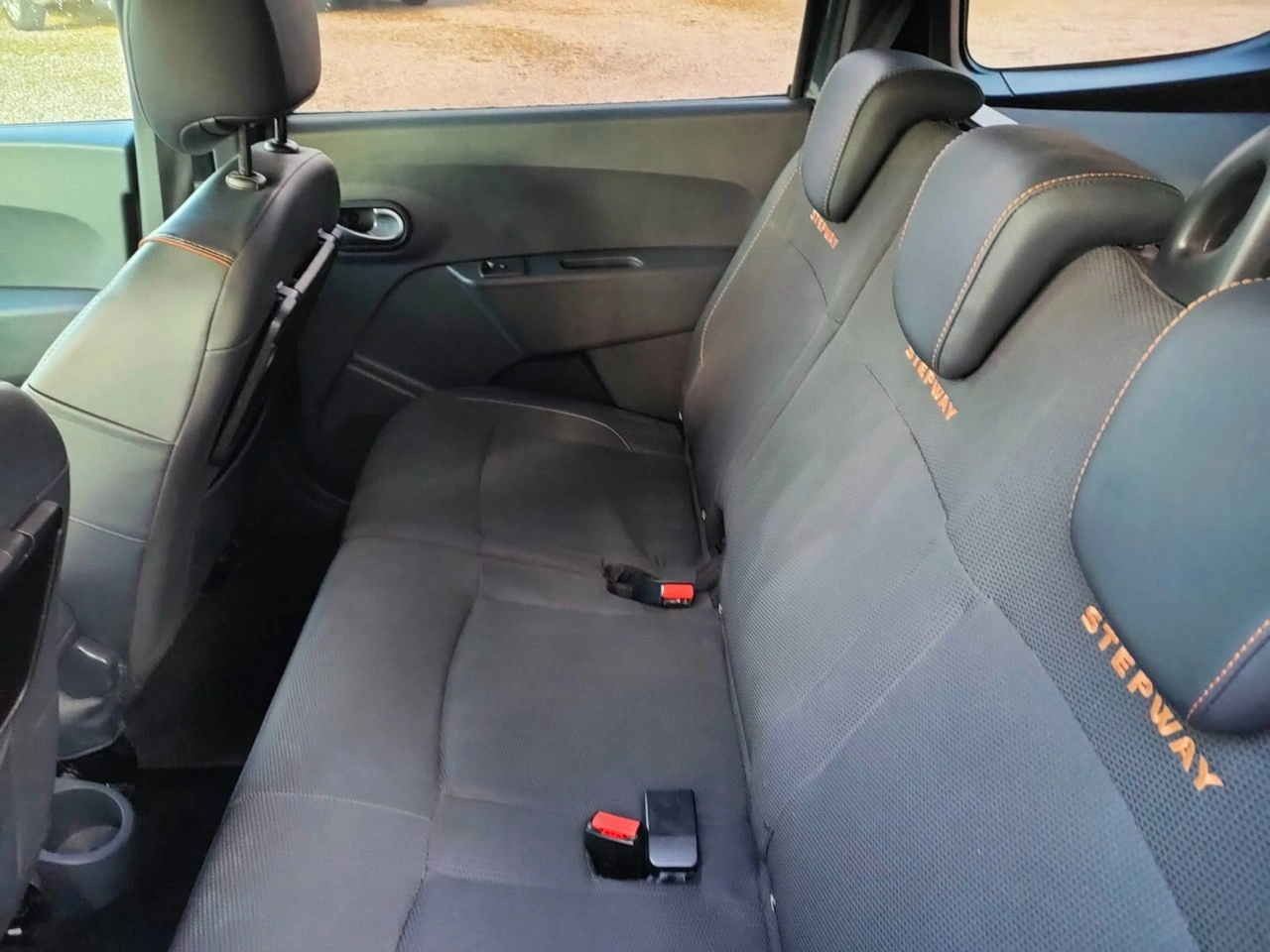 Dacia Lodgy - Zdjęcie 19