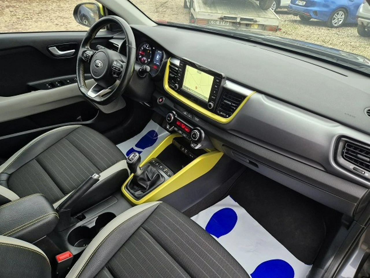 Kia Stonic - Zdjęcie 16