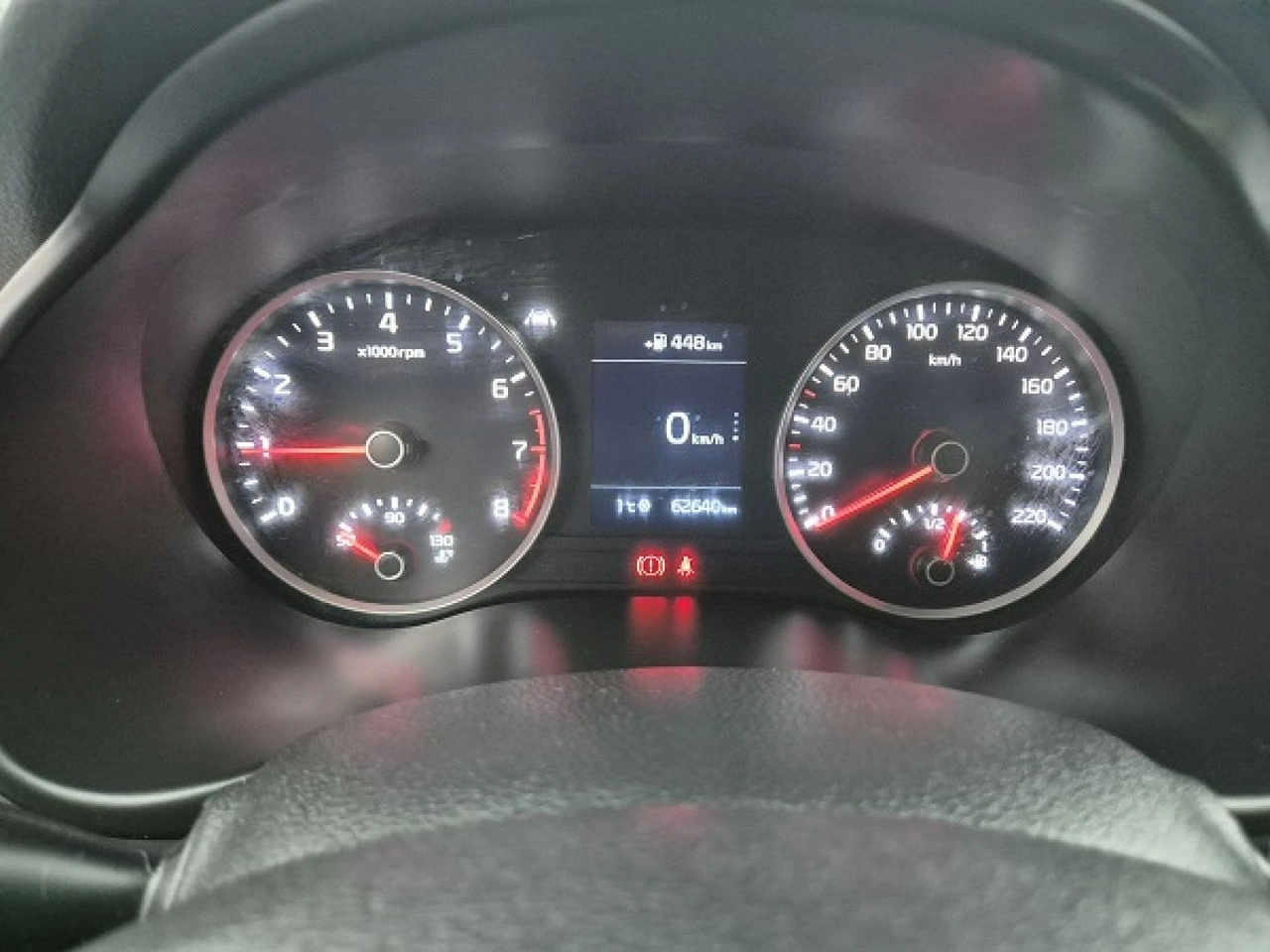 Kia Stonic - Zdjęcie 33