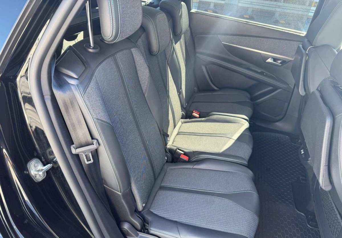 Peugeot 5008 - Zdjęcie 15