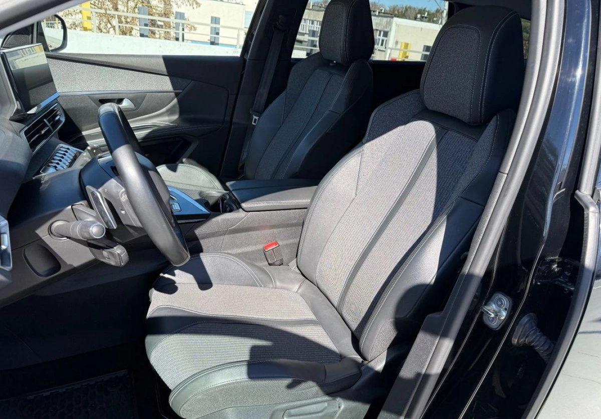 Peugeot 5008 - Zdjęcie 17