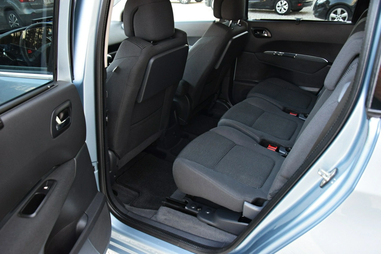 Peugeot 5008 - Zdjęcie 30