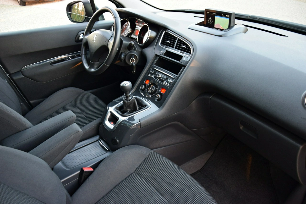 Peugeot 5008 - Zdjęcie 37